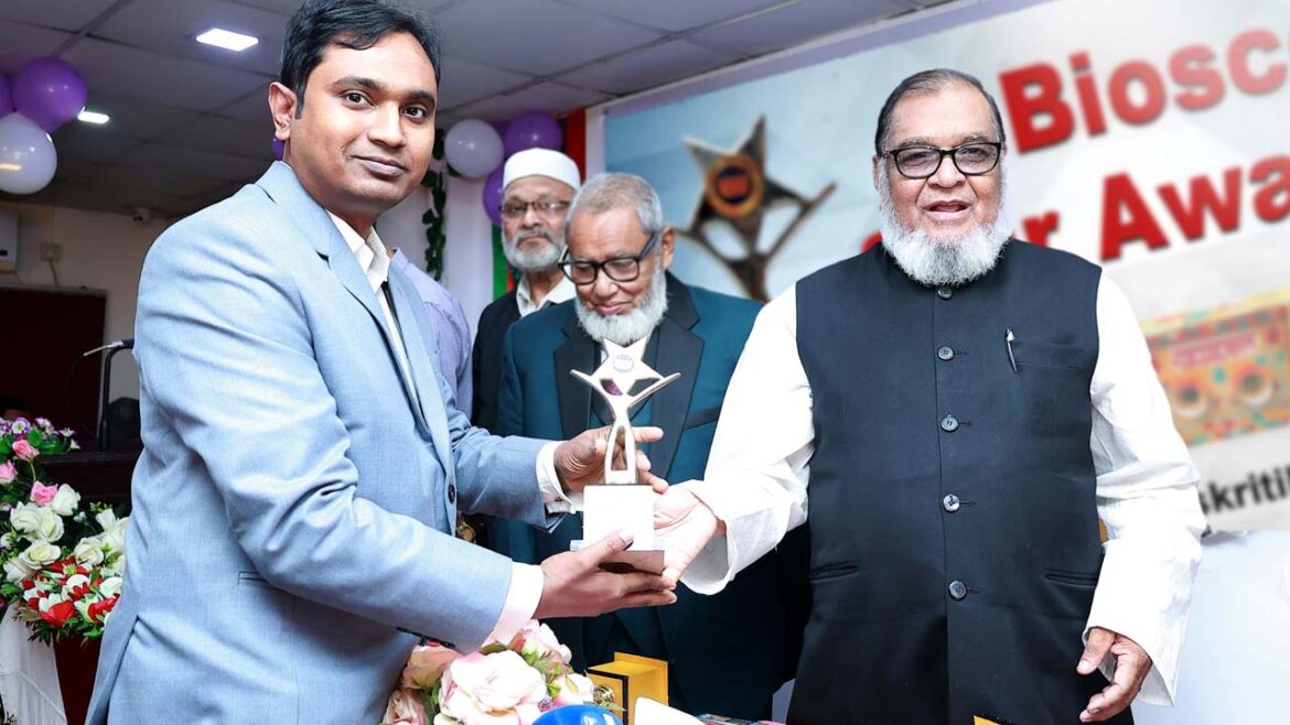 Rajib Moni Das Honored with Prestigious Bioscope Star Award for Best Playwright in 2024